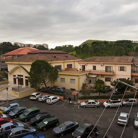 Alma B&B Crotone Exteriör bild