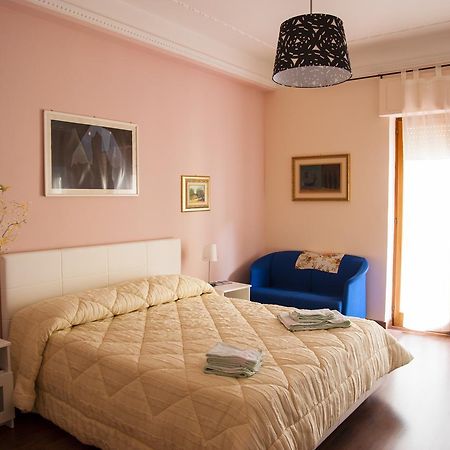 Alma B&B Crotone Exteriör bild