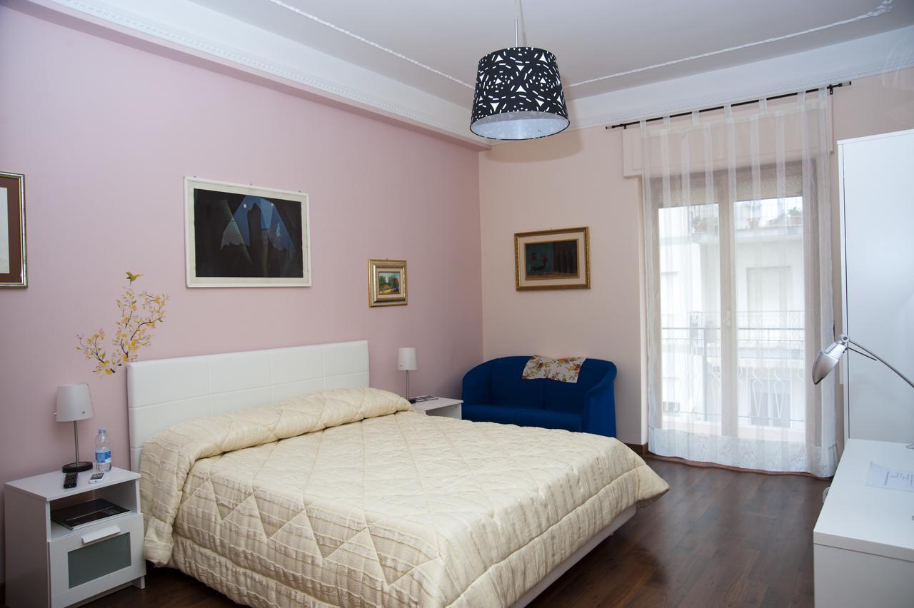 Alma B&B Crotone Exteriör bild